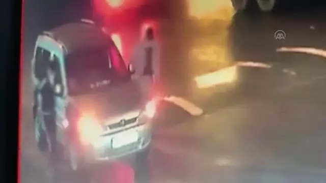 Son dakika haberleri! Sultangazi'deki cinayete ilişkin gözaltına alınan 2 şüpheli tutuklandı Son dakika haberleri! Sultangazi'deki cinayete ilişkin gözaltına alınan 2 şüpheli tutuklandı