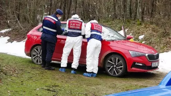 2 gündür kayıp olan mühendis, ormanlık alanda kafasına poşet geçirilmiş halde bulundu 2 gündür kayıp olan mühendis, ormanlık alanda kafasına poşet geçirilmiş halde bulundu