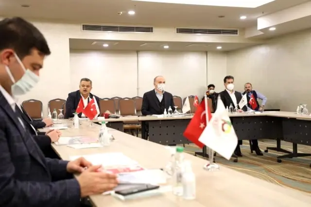 5 ilin Belediye Başkanı Düzce'de