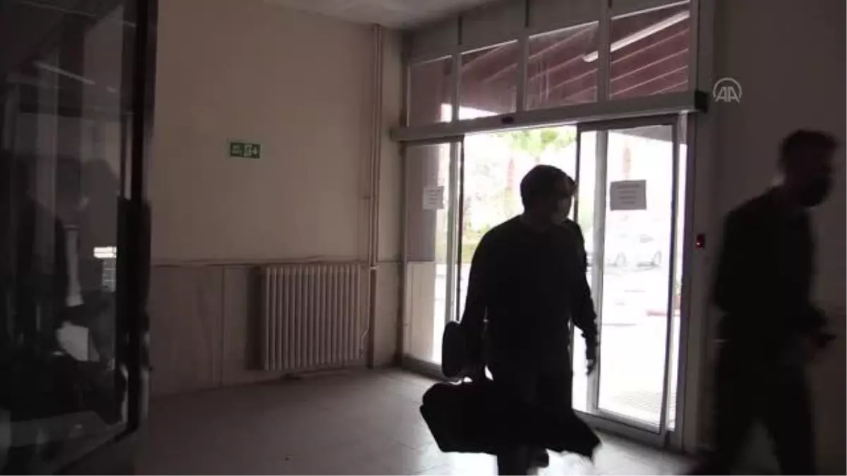 Akademisyenler, kurdukları müzik grubuyla şiddet mağduru kadınların 'sesi' oluyor