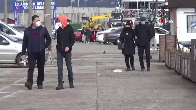 Amasra'da kısıtlamanın kalkmasıyla hareketlilik başladı Amasra'da kısıtlamanın kalkmasıyla hareketlilik başladı