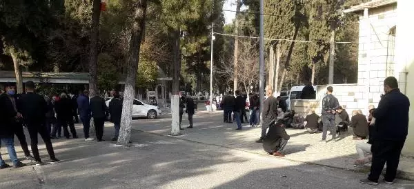 Son dakika haberi... GAZİANTEP Balkondan düşen çocuk hayatını kaybetti Son dakika haberi... GAZİANTEP Balkondan düşen çocuk hayatını kaybetti