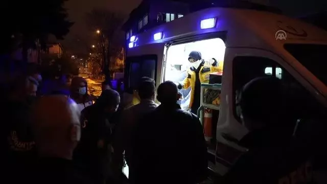 Bıçaklı kavgada Suriyeli genç yaralandı Bıçaklı kavgada Suriyeli genç yaralandı