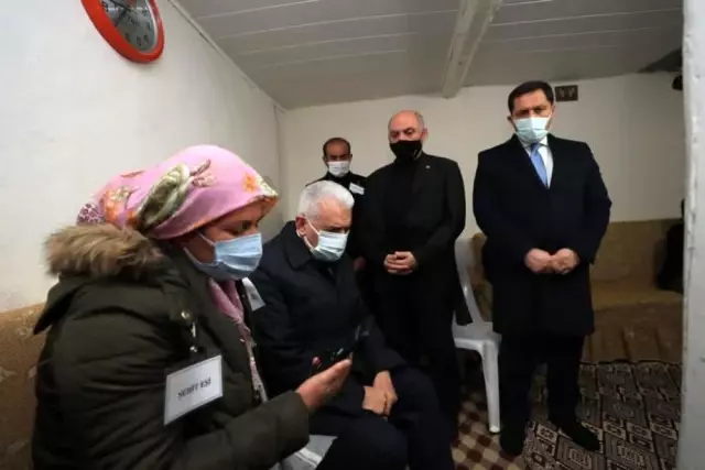Cumhurbaşkanı Erdoğan, Şehit Hakan Gül'ün eşiyle telefonda görüştü Cumhurbaşkanı Erdoğan, Şehit Hakan Gül'ün eşiyle telefonda görüştü