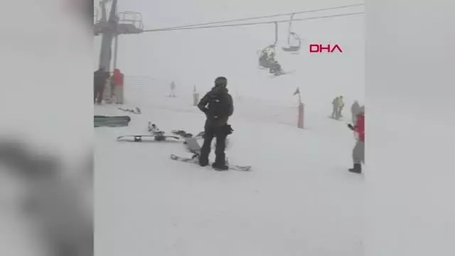 ISPARTA Davraz'da telesiyej arızalandı, kayak severler tersten indirildi ISPARTA Davraz'da telesiyej arızalandı, kayak severler tersten indirildi