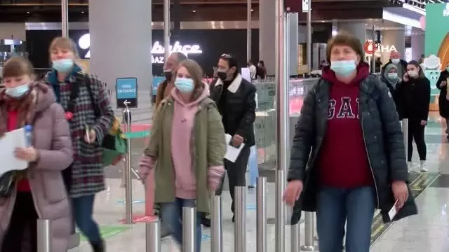 İstanbul Havalimanı'nda pazar yoğunluğu İstanbul Havalimanı'nda pazar yoğunluğu
