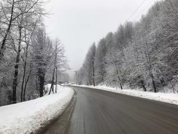 KOCAELİ Kartepe beyaza büründü KOCAELİ Kartepe beyaza büründü