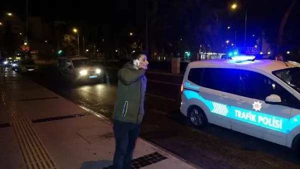 Son dakika haberleri! KISITLAMAYI İHLAL EDEN ALKOLLÜ SÜRÜCÜ, ÖNCE TERS YÖNDE ARAÇ KULLANDI SONRA POLİSE ZORLUK ÇIKARDI Son dakika haberleri! KISITLAMAYI İHLAL EDEN ALKOLLÜ SÜRÜCÜ, ÖNCE TERS YÖNDE ARAÇ KULLANDI SONRA POLİSE ZORLUK ÇIKARDI