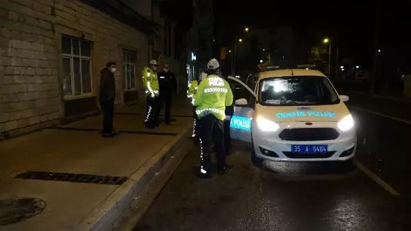 Son dakika haberleri! KISITLAMAYI İHLAL EDEN ALKOLLÜ SÜRÜCÜ, ÖNCE TERS YÖNDE ARAÇ KULLANDI SONRA POLİSE ZORLUK ÇIKARDI Son dakika haberleri! KISITLAMAYI İHLAL EDEN ALKOLLÜ SÜRÜCÜ, ÖNCE TERS YÖNDE ARAÇ KULLANDI SONRA POLİSE ZORLUK ÇIKARDI