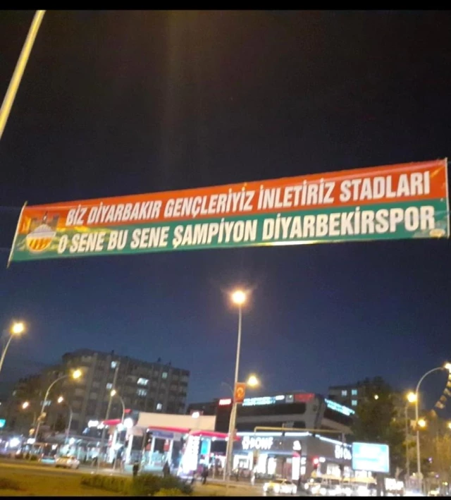 Şampiyonluğa giden Diyarbekirspor 'sen de bayrak as' çalışması başlattı