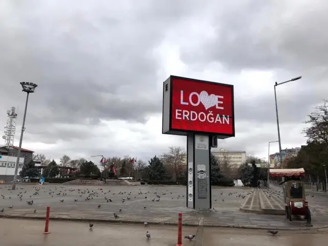 'Stop Erdoğan' skandalına Kırıkkale'den 'Love Erdoğan' yanıtı