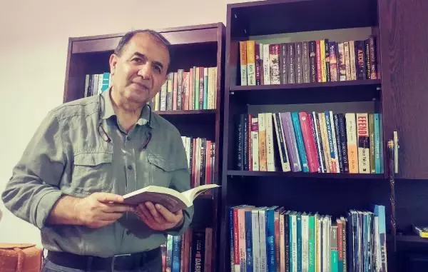 VAN 'Urartu kalesinin bekçisi' roman kahramanı oldu VAN 'Urartu kalesinin bekçisi' roman kahramanı oldu