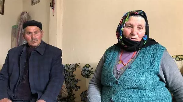 Ablasını gelin eden halasından istediği Ayten'le 54 yıldır evli Ablasını gelin eden halasından istediği Ayten'le 54 yıldır evli