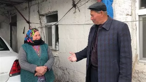 Ablasını gelin eden halasından istediği Ayten'le 54 yıldır evli Ablasını gelin eden halasından istediği Ayten'le 54 yıldır evli