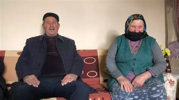 Ablasını gelin eden halasından istediği Ayten'le 54 yıldır evli Ablasını gelin eden halasından istediği Ayten'le 54 yıldır evli