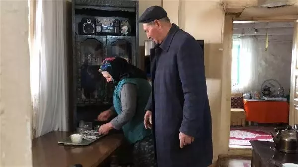 Ablasını gelin eden halasından istediği Ayten'le 54 yıldır evli Ablasını gelin eden halasından istediği Ayten'le 54 yıldır evli