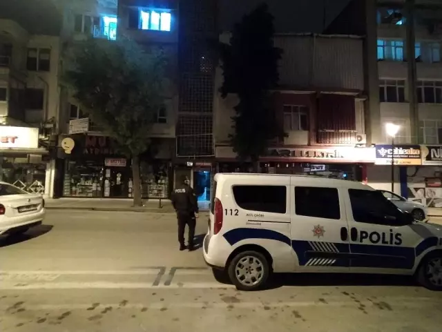 Adana'da güvenlik kameralı kumarhaneye baskın Adana'da güvenlik kameralı kumarhaneye baskın
