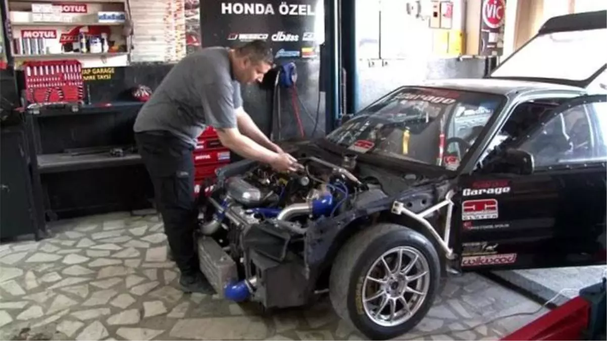 Altınlarını alıp harcadığı kişiye hiçbir şey olmamış gibi 'çay içme' teklifinde bulundu