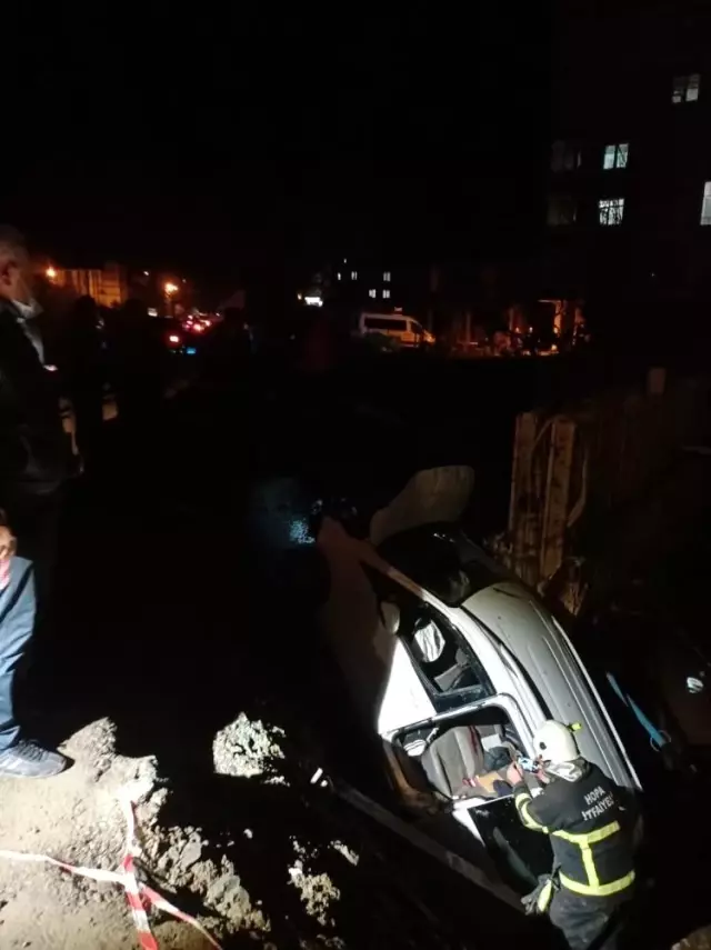 Artvin'de kaza: 2 yaralı Artvin'de kaza: 2 yaralı