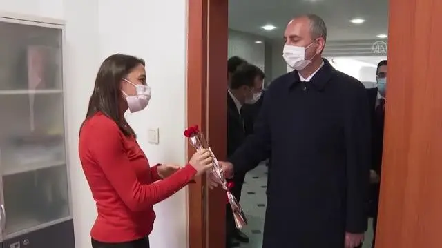 Son dakika haber! Bakan Gül, Adalet Bakanlığı personelinin Dünya Kadınlar Günü'nü kutladı Son dakika haber! Bakan Gül, Adalet Bakanlığı personelinin Dünya Kadınlar Günü'nü kutladı