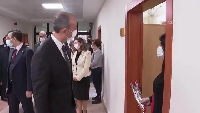 Son dakika haber! Bakan Gül, Adalet Bakanlığı personelinin Dünya Kadınlar Günü'nü kutladı Son dakika haber! Bakan Gül, Adalet Bakanlığı personelinin Dünya Kadınlar Günü'nü kutladı