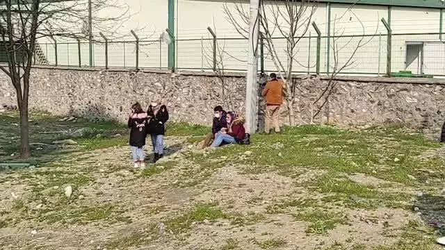 Balkondan düşen kadın öldü Balkondan düşen kadın öldü