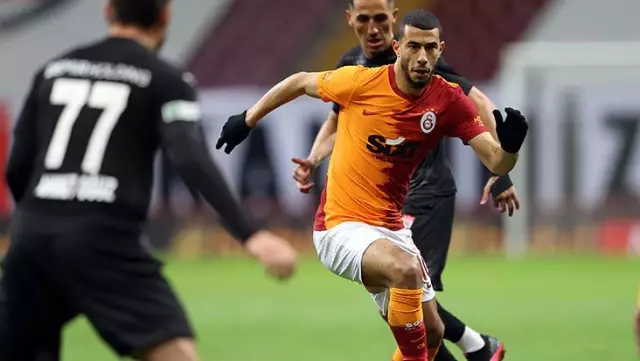 Belhanda criticized the management after Sivas match, the translator did not translate the statements