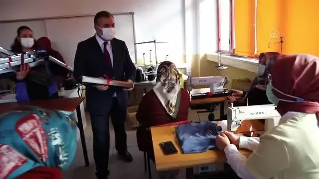 Çubuk Belediye Başkanı Demirbaş, Dünya Kadınlar Günü'nü kutladı Çubuk Belediye Başkanı Demirbaş, Dünya Kadınlar Günü'nü kutladı
