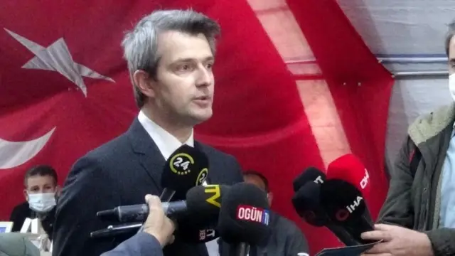 Cumhurbaşkanı Başdanışmanı Aslan, evlat nöbetindeki ailelere mesaj gönderdi Cumhurbaşkanı Başdanışmanı Aslan, evlat nöbetindeki ailelere mesaj gönderdi