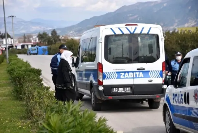 Dilenciler kaçtı zabıtalar kovaladı Dilenciler kaçtı zabıtalar kovaladı