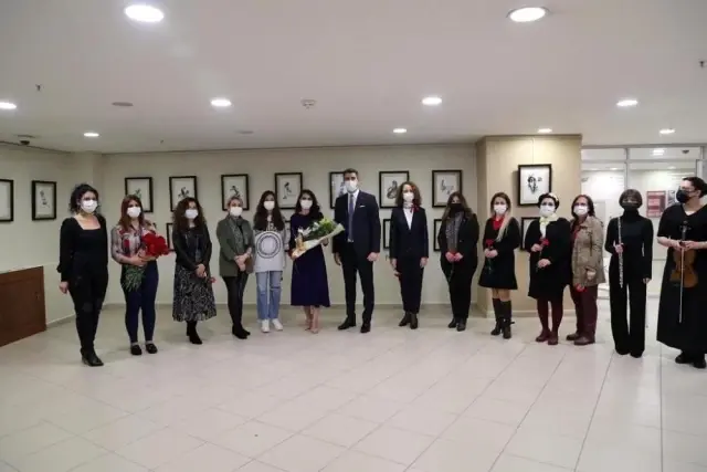 Dünya Kadınlar Günü Kartal'da tüm gün süren etkinlikler ile kutlandı Dünya Kadınlar Günü Kartal'da tüm gün süren etkinlikler ile kutlandı