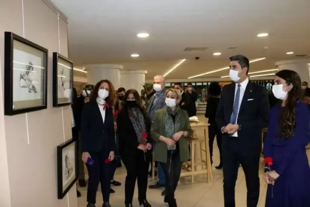 Dünya Kadınlar Günü Kartal'da tüm gün süren etkinlikler ile kutlandı Dünya Kadınlar Günü Kartal'da tüm gün süren etkinlikler ile kutlandı