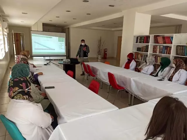 Son dakika: 'En İyi Narkotik Polisi: Anne' semineri verildi Son dakika: 'En İyi Narkotik Polisi: Anne' semineri verildi