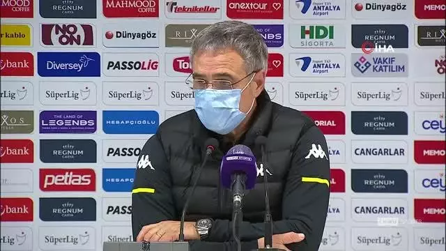 Ersun Yanal: 'Ofansif gücümüzü kullanmakta cömert olmalıyız' Ersun Yanal: 'Ofansif gücümüzü kullanmakta cömert olmalıyız'