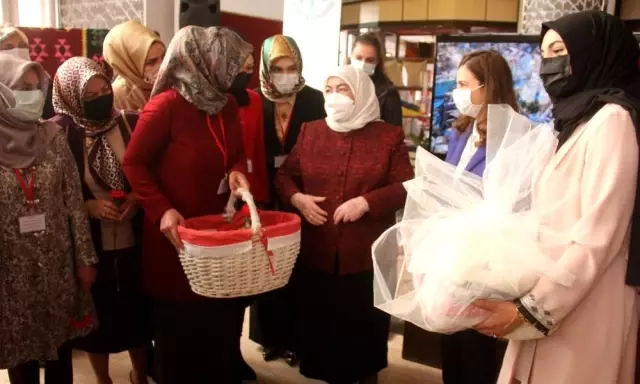 Son dakika haber... Erzincan'da girişimci kadınların el emeği göz nuru ürünlerinin yer aldığı Kadın Kültür Merkezi açıldı Son dakika haber... Erzincan'da girişimci kadınların el emeği göz nuru ürünlerinin yer aldığı Kadın Kültür Merkezi açıldı