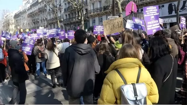 - Fransa'da 8 Mart'ta kadınlardan grev - Fransa'da 8 Mart'ta kadınlardan grev