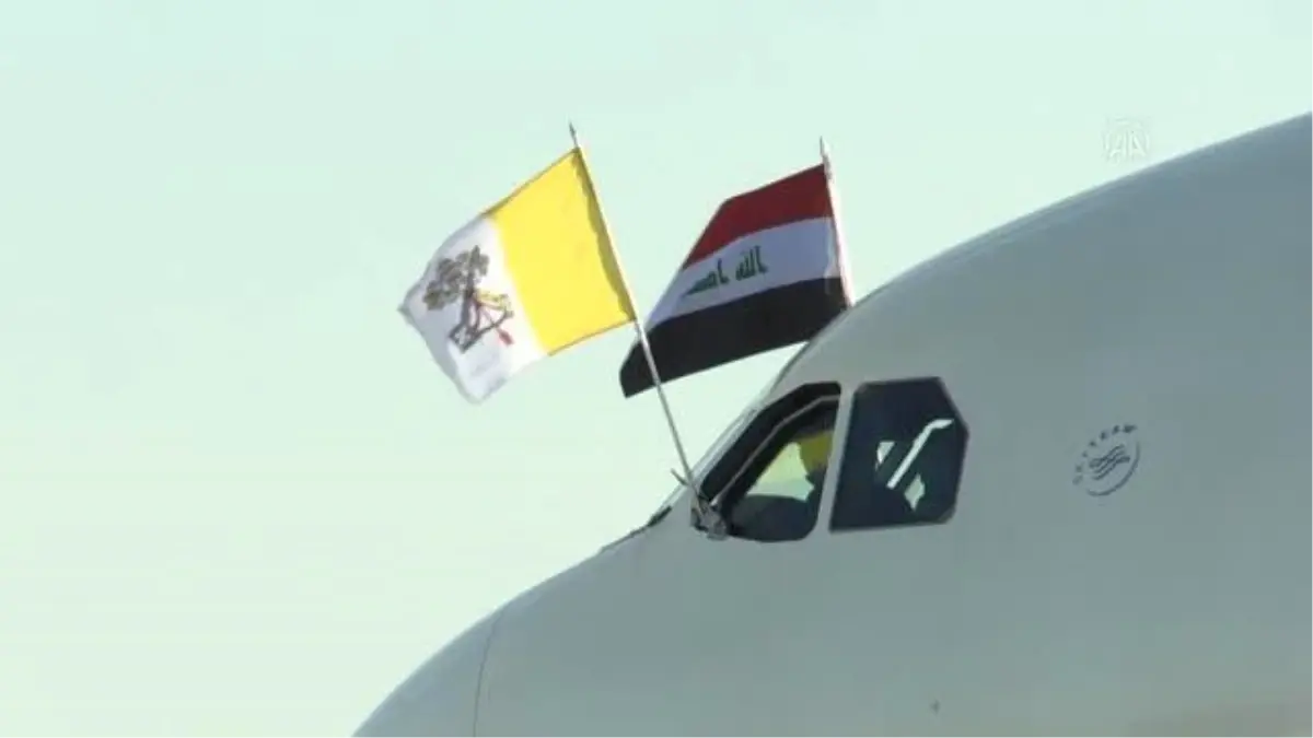 Irak'taki temaslarını bitiren Papa ülkesine döndü