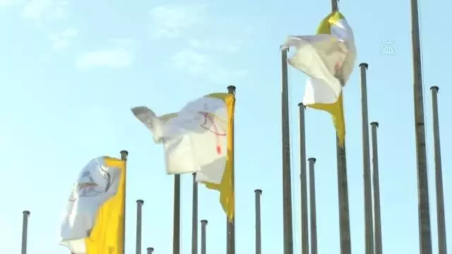 Irak'taki temaslarını bitiren Papa ülkesine döndü