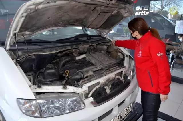 Kadın ekspertiz ustası, erkeklere taş çıkartıyor Kadın ekspertiz ustası, erkeklere taş çıkartıyor