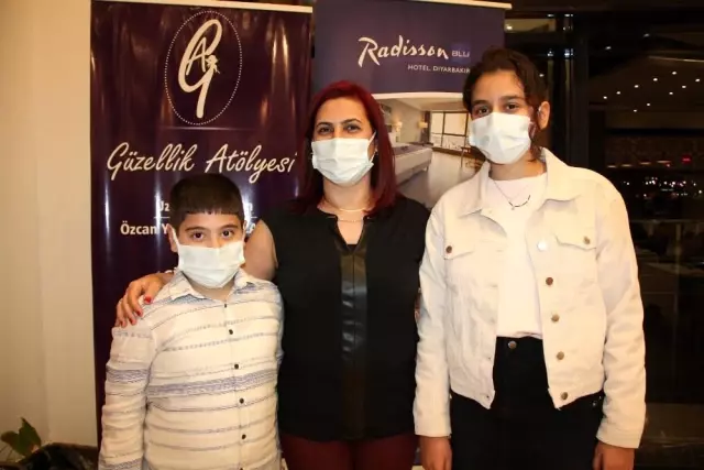 - Kadın sağlık çalışanlarını aileleriyle bir araya getirdiler - Kadın sağlık çalışanlarını aileleriyle bir araya getirdiler