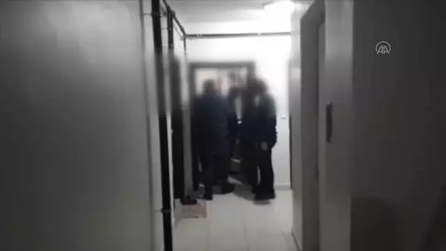 Kumar oynayan 7 kişiye 51 bin 116 lira ceza kesildi Kumar oynayan 7 kişiye 51 bin 116 lira ceza kesildi