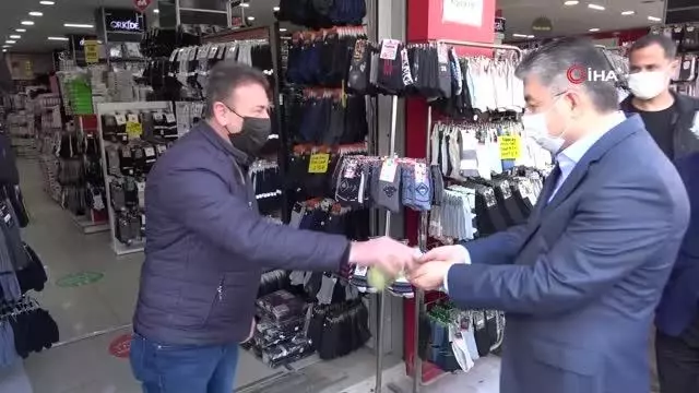 Osmaniye Valisinden kadınlara 'Misafir kabul etmeyin' çağrısı Osmaniye Valisinden kadınlara 'Misafir kabul etmeyin' çağrısı