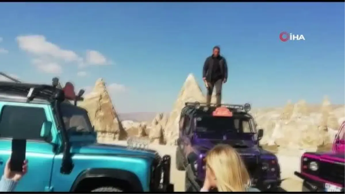 Rus turistler, Kapadokya'da Dünya Kadınlar Günü'nü kutladı