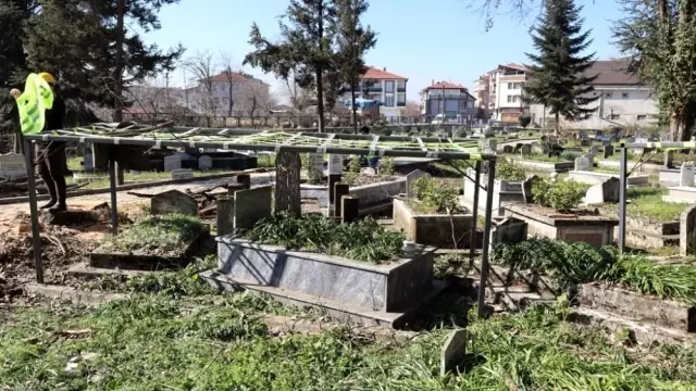 Şehir mezarlığı yenileniyor Şehir mezarlığı yenileniyor