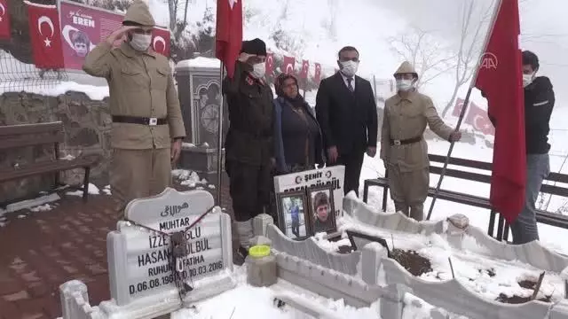 Son Dakika | Şehit Eren Bülbül'ün annesi 8 Mart Dünya Kadınlar Günü'nde unutulmadı Son Dakika | Şehit Eren Bülbül'ün annesi 8 Mart Dünya Kadınlar Günü'nde unutulmadı