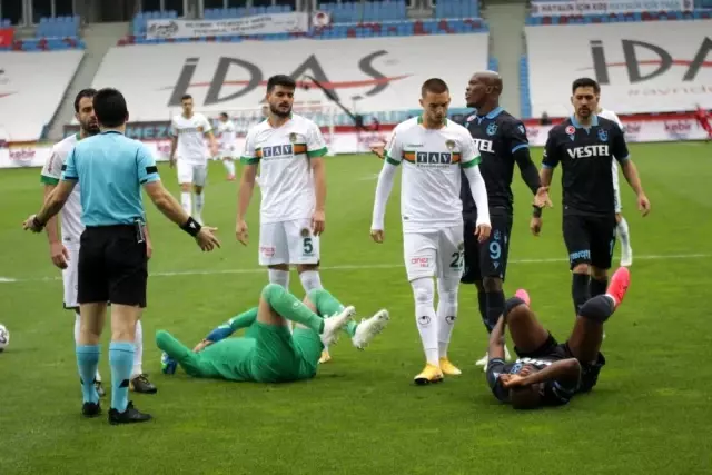 Süper Lig: Trabzonspor: 1 - Aytemiz Alanyaspor: 3 (Maç sonucu) Süper Lig: Trabzonspor: 1 - Aytemiz Alanyaspor: 3 (Maç sonucu)