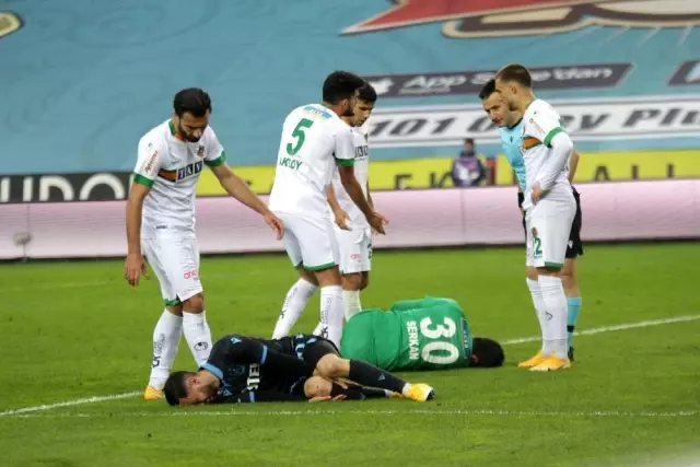 Süper Lig: Trabzonspor: 1 - Aytemiz Alanyaspor: 3 (Maç sonucu) Süper Lig: Trabzonspor: 1 - Aytemiz Alanyaspor: 3 (Maç sonucu)