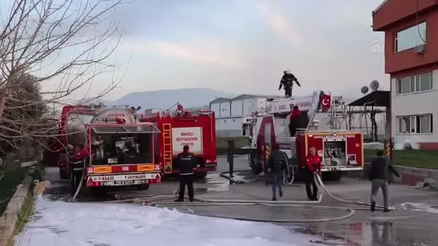 Son dakika haber! Tekstil fabrikasında çıkan yangın söndürüldü Son dakika haber! Tekstil fabrikasında çıkan yangın söndürüldü