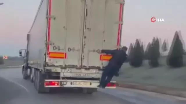 Tırın arkasında 'pes' dedirten yolculuk Tırın arkasında 'pes' dedirten yolculuk