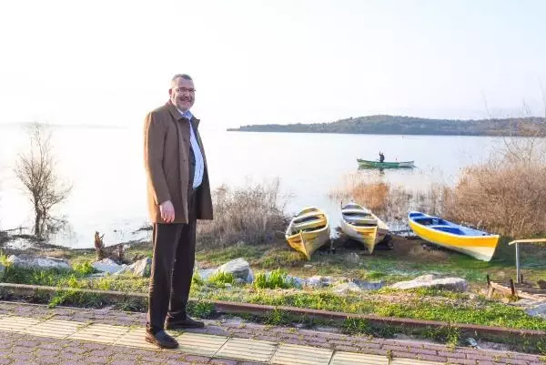 'Yaren Leylek' 10'ncu yılda da Adem amcayla buluştu 'Yaren Leylek' 10'ncu yılda da Adem amcayla buluştu
